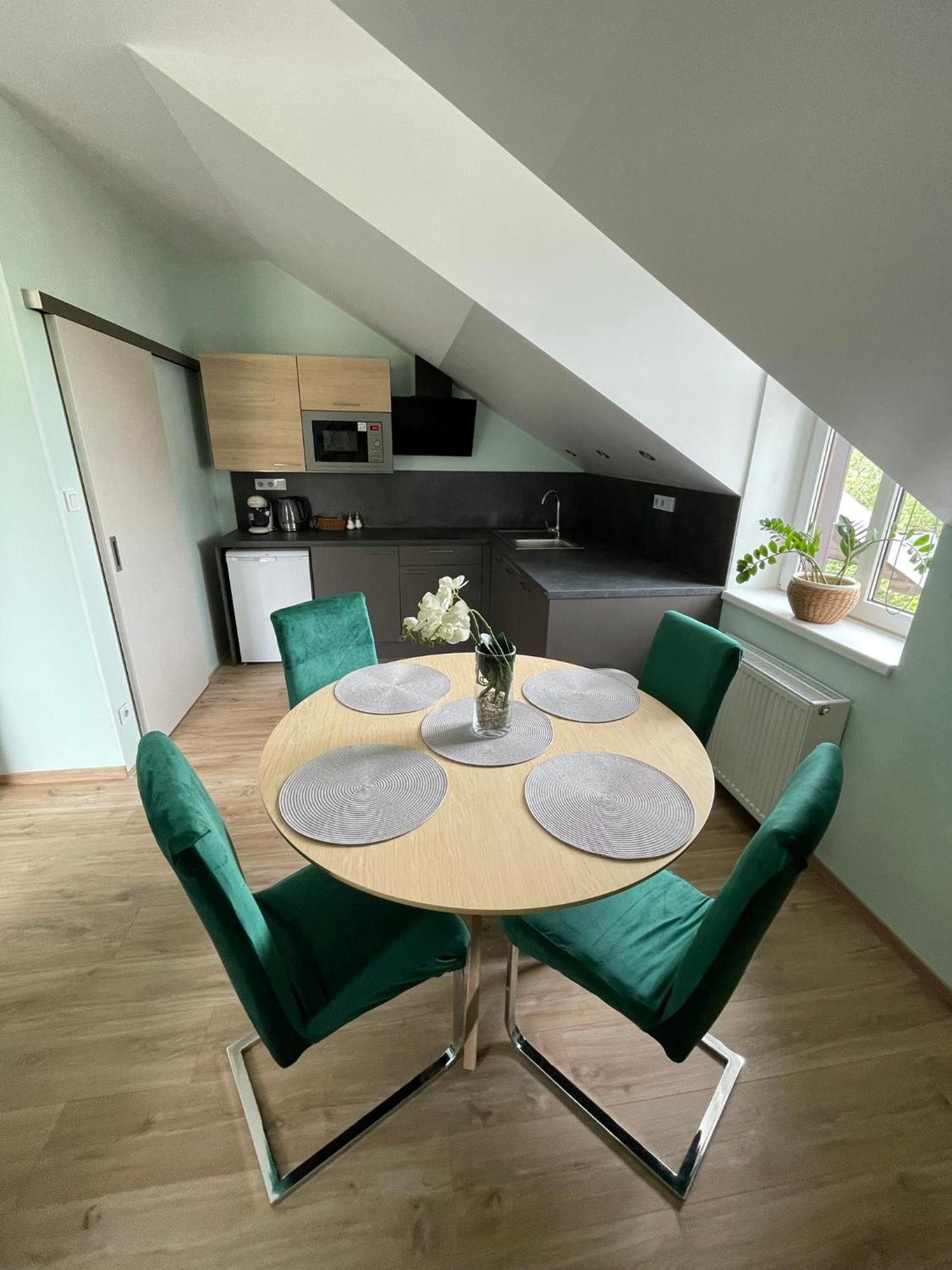 Apartmany Jasmin Liberec Ngoại thất bức ảnh