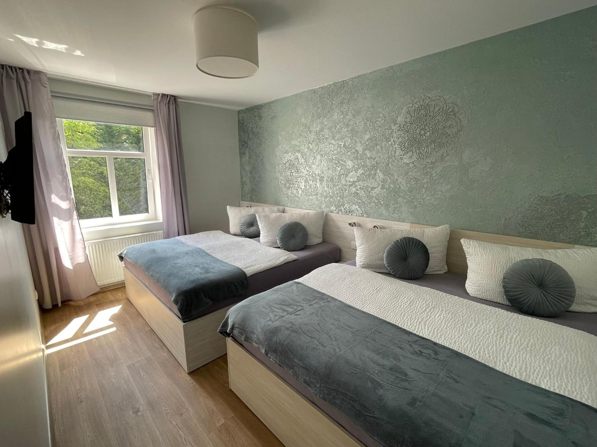 Apartmany Jasmin Liberec Ngoại thất bức ảnh